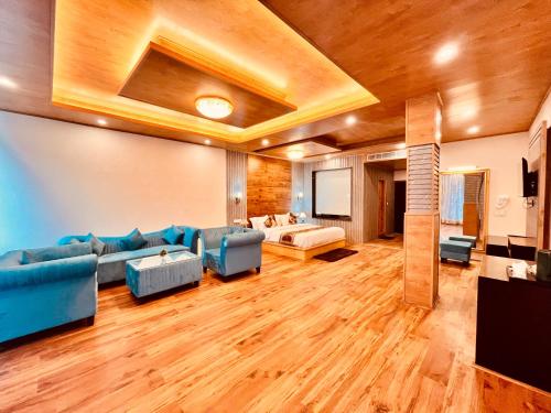 Imagen general del Naina Deventure Resort, Manali - Premium Rooms with Centrally Heated & Scenic View. Foto 9