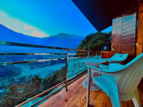 Imagen general del Naina Deventure Resort, Manali - Premium Rooms with Centrally Heated & Scenic View. Foto 11
