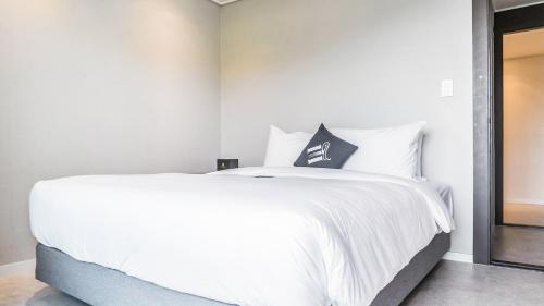 Imagen de la habitación del Namhae Sports Park Hotel. Foto 16