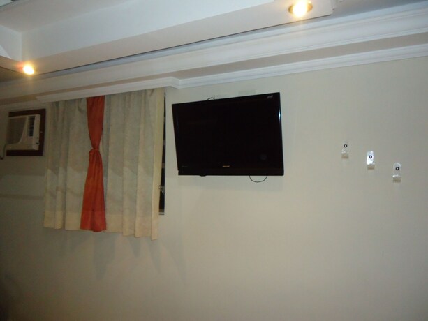 Imagen de la habitación del Namorata Expo Inn. Foto 5