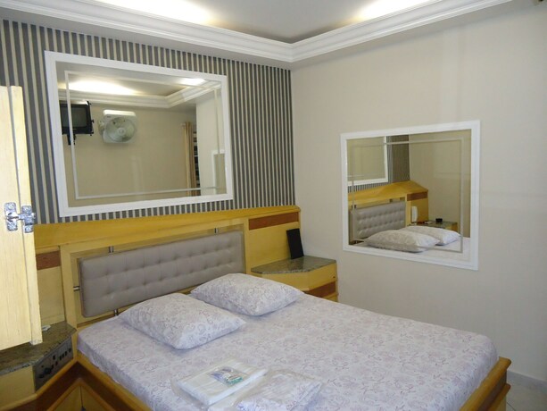 Imagen de la habitación del Namorata Expo Inn. Foto 12