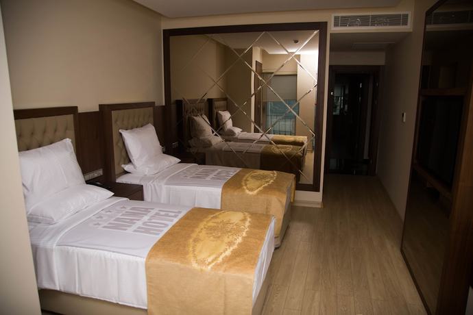 Imagen de la habitación del Nana Hotel. Foto 16