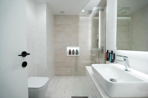 Imagen general del Naos Luxury Hotel. Foto 1