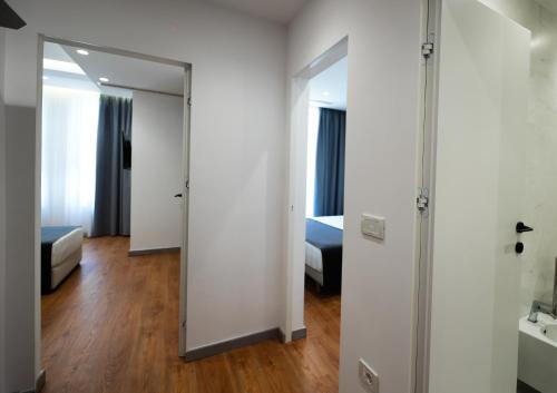 Imagen general del Naos Luxury Hotel. Foto 13