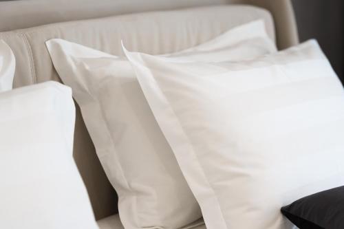 Imagen de la habitación del Naos Luxury Hotel. Foto 18