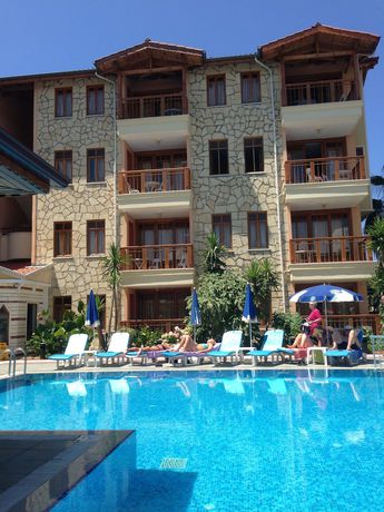 Imagen de la piscina del Nar Apart Hotel, Side. Foto 18