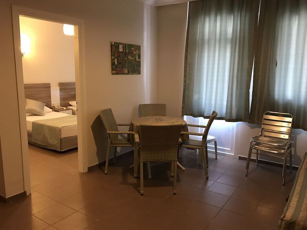 Imagen de la habitación del Narcis Apart Hotel. Foto 16