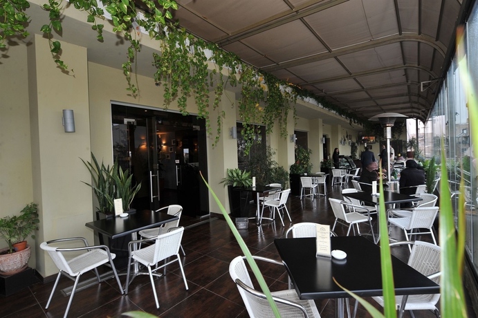 Imagen del bar/restaurante del National Hotel - Jerusalem. Foto 2