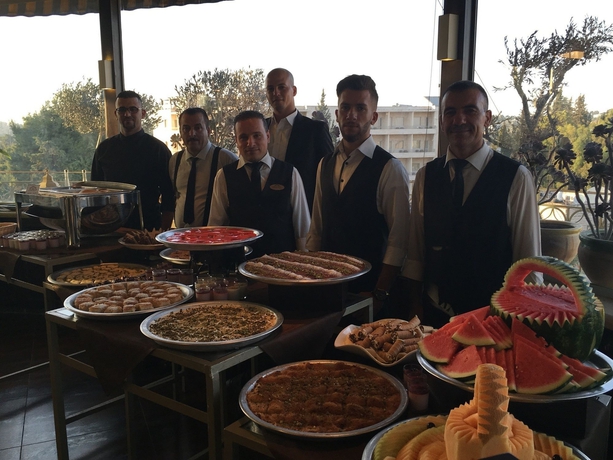 Imagen del bar/restaurante del National Hotel - Jerusalem. Foto 3