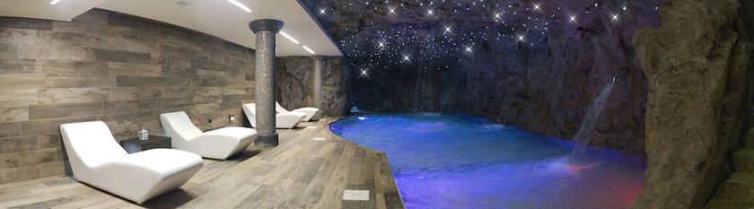 Imagen de la piscina del National Park Hotel and Spa. Foto 20