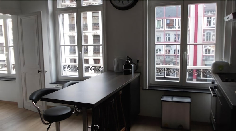 Imagen de la habitación del Nationale Apparthotel. Foto 19