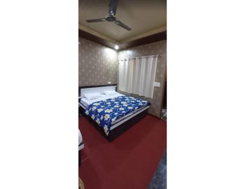 Imagen general del Natraj Heli Resort, Sersi. Foto 3