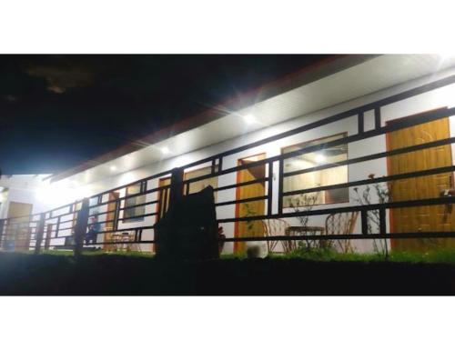 Imagen general del Natraj Heli Resort, Sersi. Foto 10