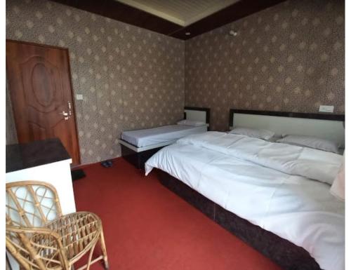 Imagen general del Natraj Heli Resort, Sersi. Foto 11