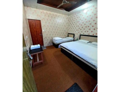 Imagen general del Natraj Heli Resort, Sersi. Foto 14