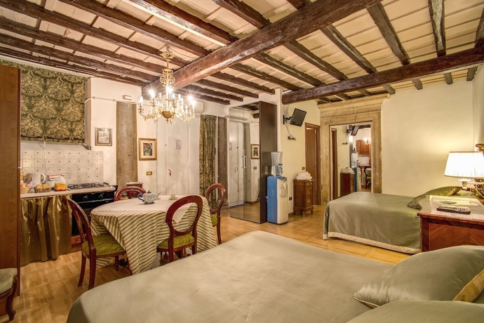 Imagen de la habitación del Navona Gallery Suites. Foto 4