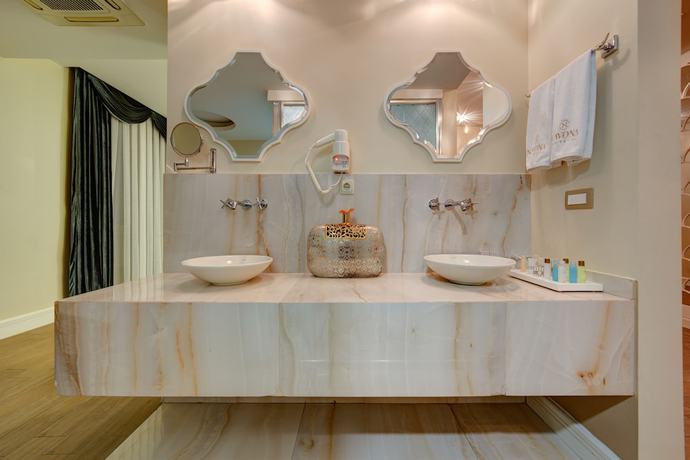 Imagen de la habitación del Navona Hotel. Foto 13