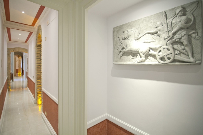 Imagen de los interiores del Navona Queen Rooftop. Foto 7