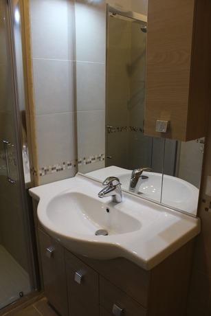 Imagen de la habitación del Naxos Laguna Beach. Foto 14