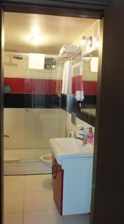 Imagen de la habitación del Naz Hotel. Foto 16