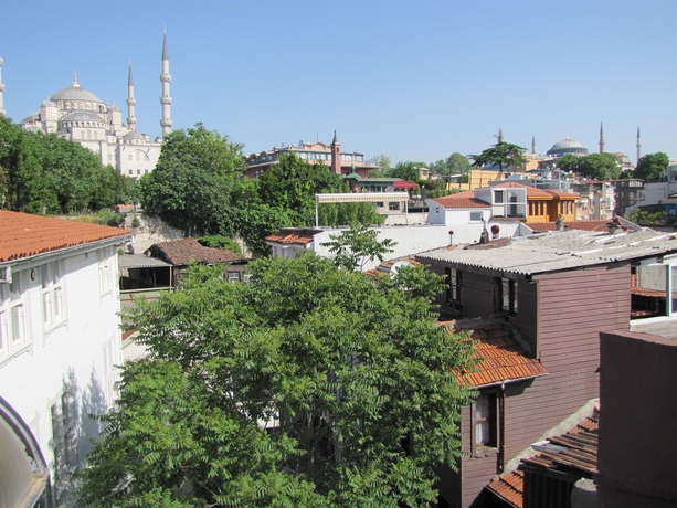 Imagen general del Naz Wooden House Inn - Byzantine House. Foto 1