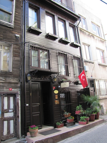 Imagen general del Naz Wooden House Inn - Byzantine House. Foto 3