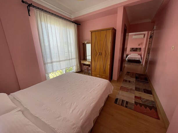Imagen de la habitación del Nazar Hotel, Selcuk. Foto 13