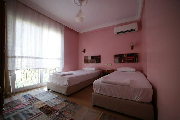 Imagen de la habitación del Nazar Hotel, Selcuk. Foto 15