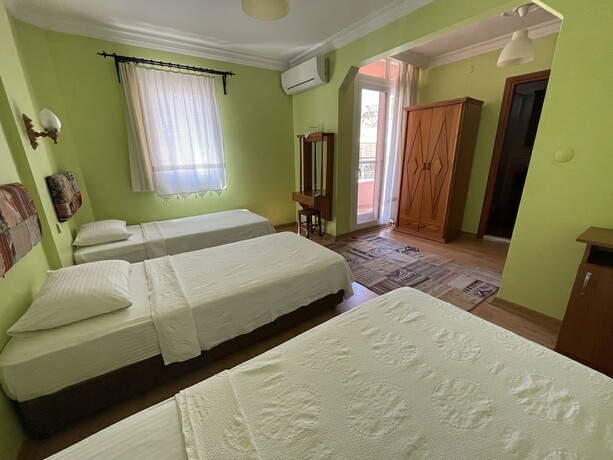 Imagen de la habitación del Nazar Hotel, Selcuk. Foto 16
