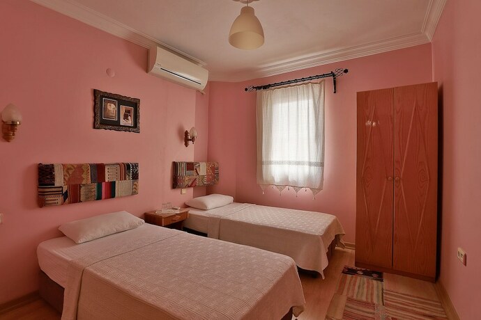 Imagen de la habitación del Nazar Hotel, Selcuk. Foto 17