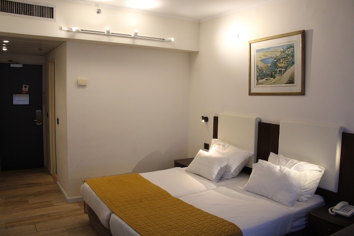 Imagen de la habitación del Nazareth Plaza Hotel. Foto 7