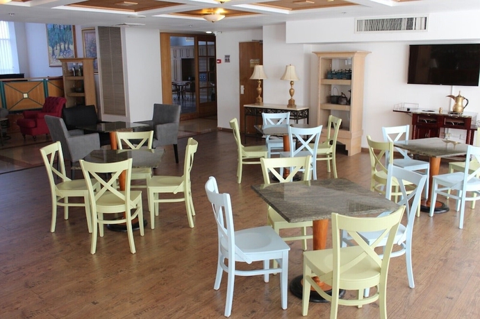 Imagen del bar/restaurante del Nazareth Plaza Hotel. Foto 2