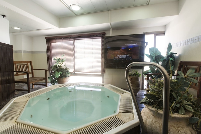 Imagen de la piscina del Nazareth Plaza Hotel. Foto 19