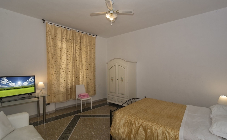 Imagen de la habitación del Near It All. Foto 11