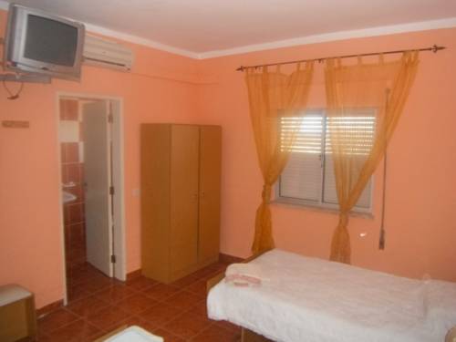 Imagen de la habitación del Nefama Pensao. Foto 2