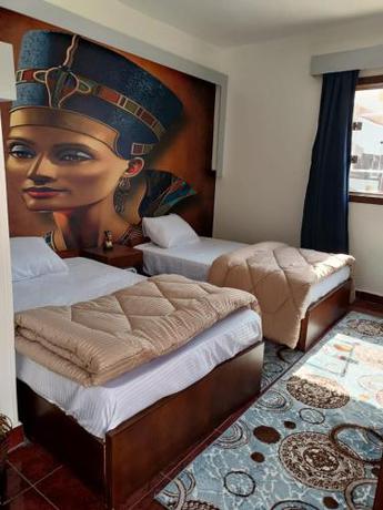 Imagen general del Nefertiti Pyramids View Inn. Foto 2