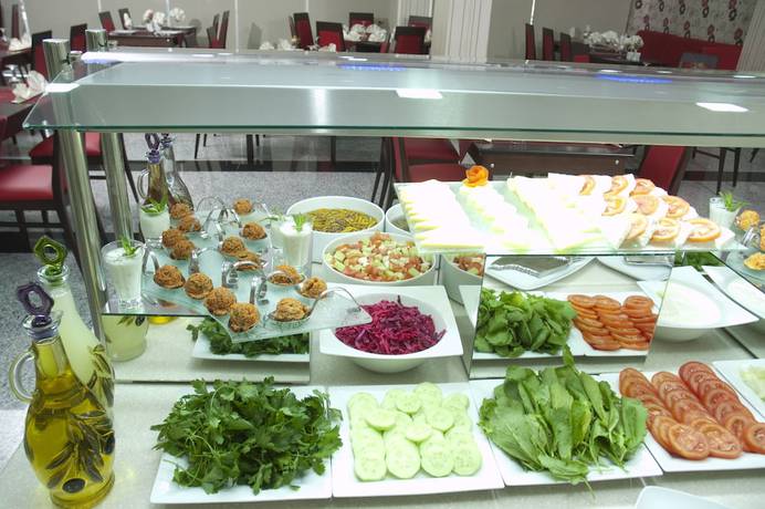 Imagen del bar/restaurante del Nehir Thermal Hotel And Spa. Foto 4