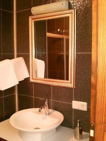 Imagen de la habitación del Nemrut Kervansaray Hotel. Foto 9