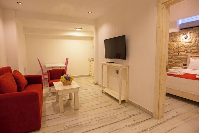 Imagen de la habitación del Neo Beach Hotel Cunda. Foto 7