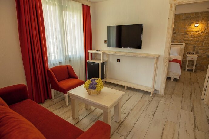 Imagen de la habitación del Neo Beach Hotel Cunda. Foto 8