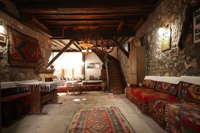 Imagen de los interiores del Nermin Hanim Konagi. Foto 16