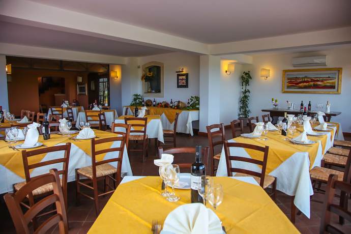 Imagen del bar/restaurante del Neroli Bio Relais. Foto 4