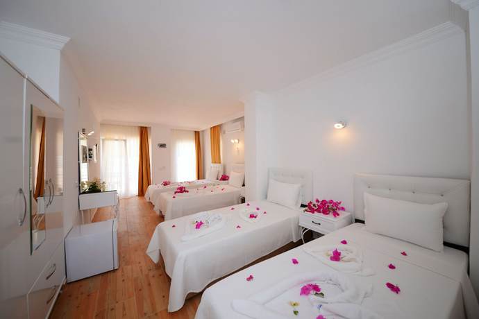 Imagen de la habitación del Neruda Hotel. Foto 2