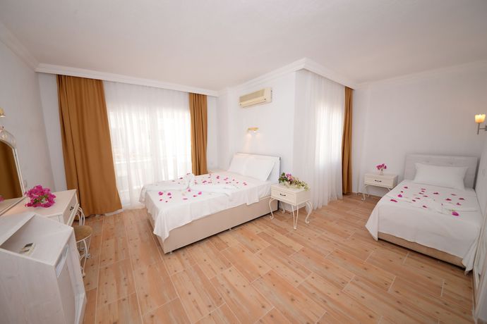 Imagen de la habitación del Neruda Hotel. Foto 15