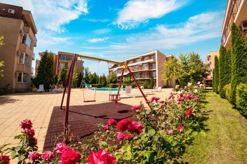 Imagen general del Nessebar and Holiday Fort Apartments. Foto 5