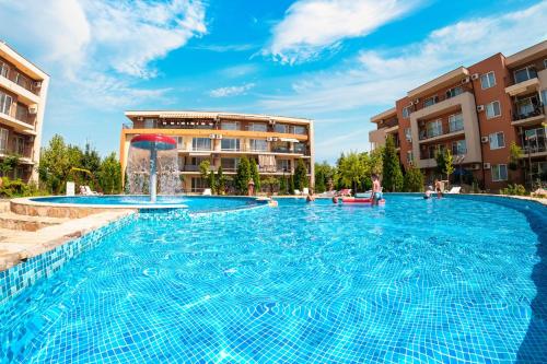 Imagen general del Nessebar and Holiday Fort Apartments. Foto 10