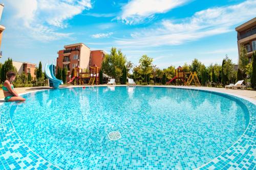Imagen general del Nessebar and Holiday Fort Apartments. Foto 12
