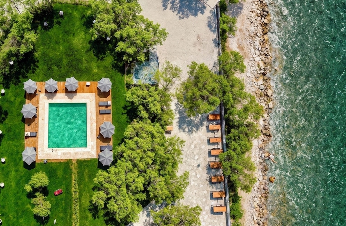 Imagen de la piscina del Nest Beach Bungalows Dat&ccedil;a. Foto 14