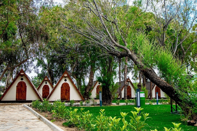 Imagen general del Nest Beach Bungalows Dat&ccedil;a. Foto 3
