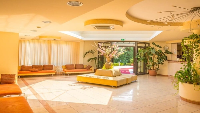 Imagen de los interiores del Nettuno Hotel Palace. Foto 12